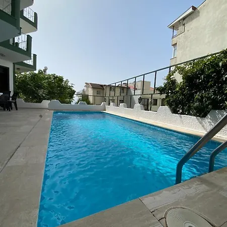 בית אירוח Kaan Otel קוסדסי